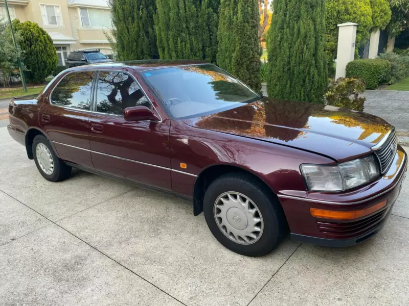 1990 Lexus LS 400 classicregister